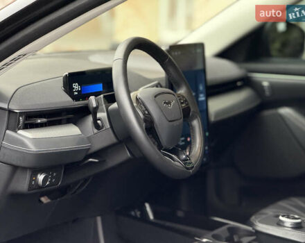 Чорний Форд Mustang Mach-E, об'ємом двигуна 0 л та пробігом 98 тис. км за 25900 $, фото 32 на Automoto.ua