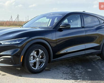 Черный Форд Mustang Mach-E, объемом двигателя 0 л и пробегом 118 тыс. км за 23000 $, фото 5 на Automoto.ua