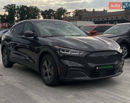 Чорний Форд Mustang Mach-E, об'ємом двигуна 0 л та пробігом 49 тис. км за 26790 $, фото 6 на Automoto.ua