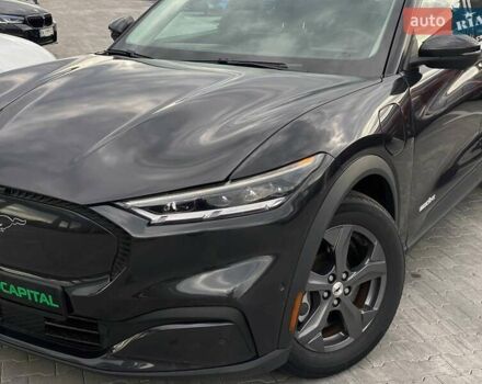 Черный Форд Mustang Mach-E, объемом двигателя 0 л и пробегом 49 тыс. км за 27000 $, фото 1 на Automoto.ua