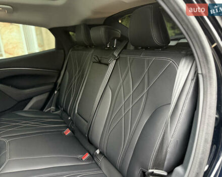 Чорний Форд Mustang Mach-E, об'ємом двигуна 0 л та пробігом 98 тис. км за 25900 $, фото 24 на Automoto.ua