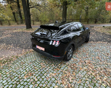Черный Форд Mustang Mach-E, объемом двигателя 0 л и пробегом 72 тыс. км за 22350 $, фото 34 на Automoto.ua