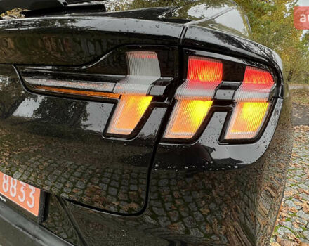 Черный Форд Mustang Mach-E, объемом двигателя 0 л и пробегом 72 тыс. км за 22350 $, фото 13 на Automoto.ua
