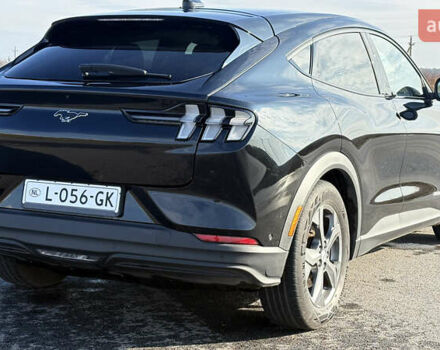 Черный Форд Mustang Mach-E, объемом двигателя 0 л и пробегом 118 тыс. км за 23000 $, фото 8 на Automoto.ua
