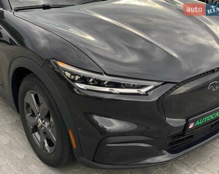 Черный Форд Mustang Mach-E, объемом двигателя 0 л и пробегом 49 тыс. км за 27000 $, фото 4 на Automoto.ua