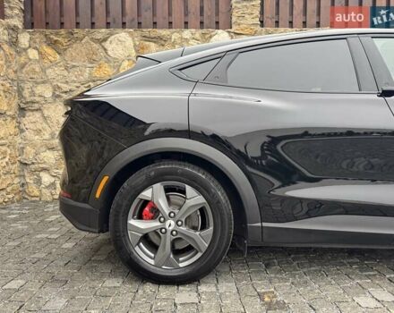 Чорний Форд Mustang Mach-E, об'ємом двигуна 0 л та пробігом 171 тис. км за 22700 $, фото 8 на Automoto.ua