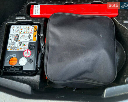 Черный Форд Mustang Mach-E, объемом двигателя 0 л и пробегом 75 тыс. км за 20300 $, фото 15 на Automoto.ua