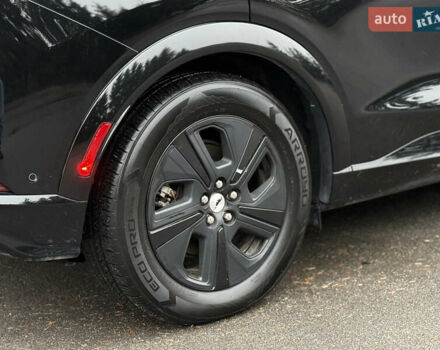Чорний Форд Mustang Mach-E, об'ємом двигуна 0 л та пробігом 98 тис. км за 25900 $, фото 19 на Automoto.ua