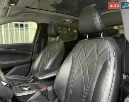 Чорний Форд Mustang Mach-E, об'ємом двигуна 0 л та пробігом 98 тис. км за 25900 $, фото 29 на Automoto.ua