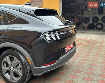 Чорний Форд Mustang Mach-E, об'ємом двигуна 0 л та пробігом 150 тис. км за 20999 $, фото 49 на Automoto.ua