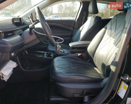 Черный Форд Mustang Mach-E, объемом двигателя 0 л и пробегом 59 тыс. км за 17000 $, фото 6 на Automoto.ua