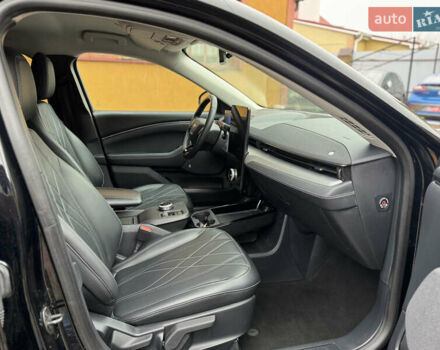 Черный Форд Mustang Mach-E, объемом двигателя 0 л и пробегом 150 тыс. км за 19999 $, фото 66 на Automoto.ua