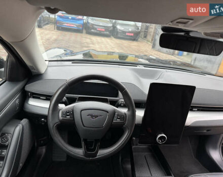 Чорний Форд Mustang Mach-E, об'ємом двигуна 0 л та пробігом 150 тис. км за 20999 $, фото 34 на Automoto.ua