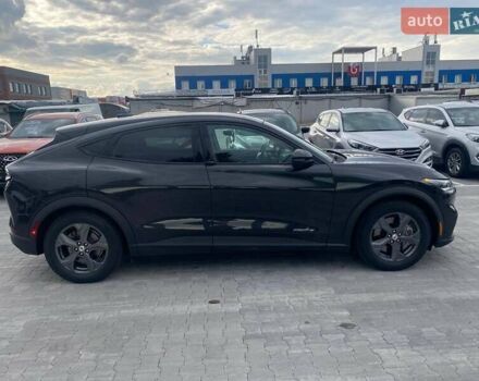 Чорний Форд Mustang Mach-E, об'ємом двигуна 0 л та пробігом 49 тис. км за 26790 $, фото 8 на Automoto.ua