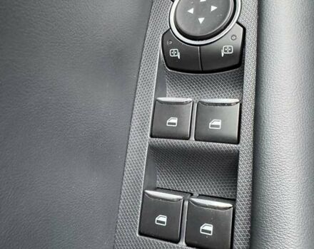 Чорний Форд Mustang Mach-E, об'ємом двигуна 0 л та пробігом 171 тис. км за 22700 $, фото 62 на Automoto.ua