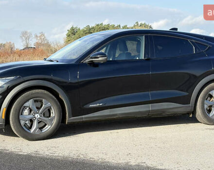 Черный Форд Mustang Mach-E, объемом двигателя 0 л и пробегом 118 тыс. км за 23000 $, фото 12 на Automoto.ua