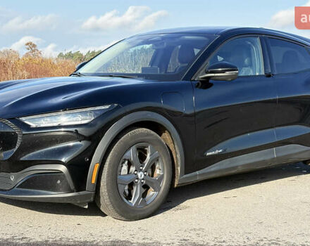 Черный Форд Mustang Mach-E, объемом двигателя 0 л и пробегом 118 тыс. км за 23000 $, фото 11 на Automoto.ua