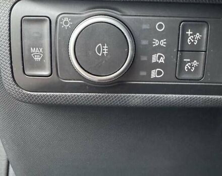 Чорний Форд Mustang Mach-E, об'ємом двигуна 0 л та пробігом 171 тис. км за 22700 $, фото 59 на Automoto.ua