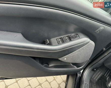 Черный Форд Mustang Mach-E, объемом двигателя 0 л и пробегом 44 тыс. км за 26500 $, фото 12 на Automoto.ua