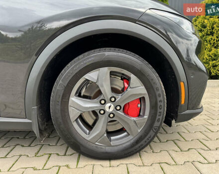 Чорний Форд Mustang Mach-E, об'ємом двигуна 0 л та пробігом 57 тис. км за 21500 $, фото 9 на Automoto.ua
