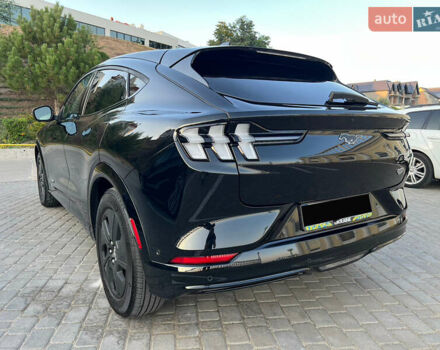 Черный Форд Mustang Mach-E, объемом двигателя 0 л и пробегом 49 тыс. км за 27999 $, фото 9 на Automoto.ua