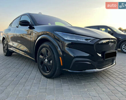 Чорний Форд Mustang Mach-E, об'ємом двигуна 0 л та пробігом 49 тис. км за 26400 $, фото 1 на Automoto.ua