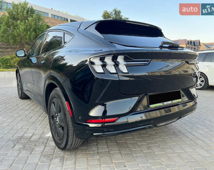 Черный Форд Mustang Mach-E, объемом двигателя 0 л и пробегом 49 тыс. км за 27999 $, фото 8 на Automoto.ua