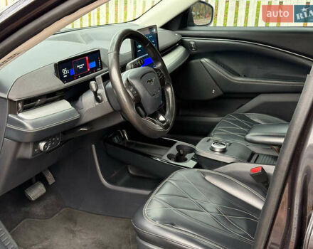 Чорний Форд Mustang Mach-E, об'ємом двигуна 0 л та пробігом 122 тис. км за 24900 $, фото 9 на Automoto.ua