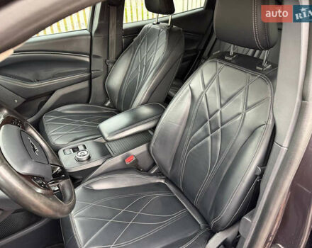 Чорний Форд Mustang Mach-E, об'ємом двигуна 0 л та пробігом 122 тис. км за 24900 $, фото 28 на Automoto.ua