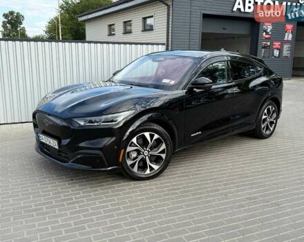 Черный Форд Mustang Mach-E, объемом двигателя 0 л и пробегом 26 тыс. км за 34000 $, фото 4 на Automoto.ua