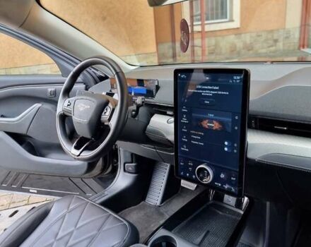 Черный Форд Mustang Mach-E, объемом двигателя 0 л и пробегом 30 тыс. км за 29900 $, фото 24 на Automoto.ua