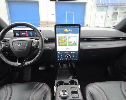 Чорний Форд Mustang Mach-E, об'ємом двигуна 0 л та пробігом 110 тис. км за 27500 $, фото 65 на Automoto.ua