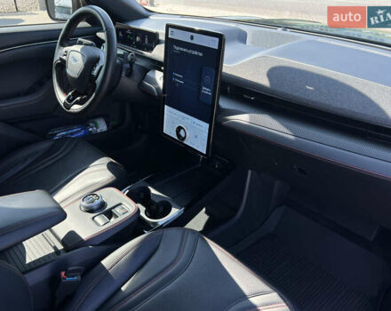 Черный Форд Mustang Mach-E, объемом двигателя 0 л и пробегом 128 тыс. км за 27469 $, фото 26 на Automoto.ua
