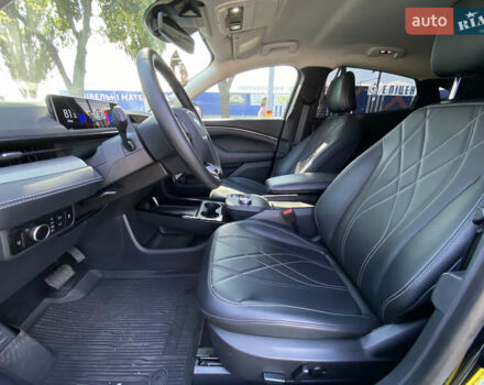Форд Mustang Mach-E 2022 в Днепре (Днепропетровске) на Automoto.ua Черный Форд Mustang Mach-E, объемом двигателя 0 л и пробегом 38 тыс. км за 26999 $, фото 9 на Automoto.ua