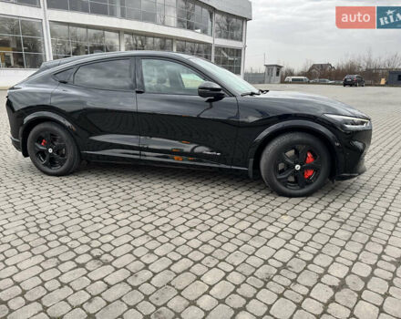 Черный Форд Mustang Mach-E, объемом двигателя 0 л и пробегом 44 тыс. км за 26500 $, фото 3 на Automoto.ua