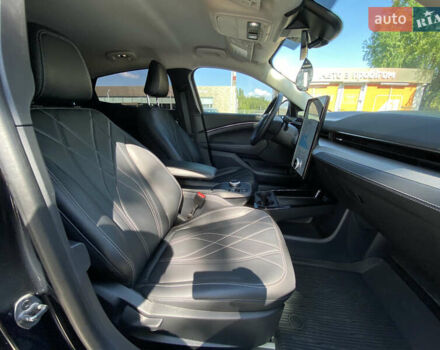 Форд Mustang Mach-E 2022 в Днепре (Днепропетровске) на Automoto.ua Черный Форд Mustang Mach-E, объемом двигателя 0 л и пробегом 38 тыс. км за 26999 $, фото 11 на Automoto.ua