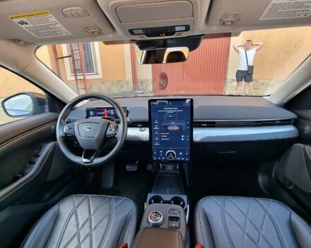 Черный Форд Mustang Mach-E, объемом двигателя 0 л и пробегом 30 тыс. км за 29900 $, фото 29 на Automoto.ua
