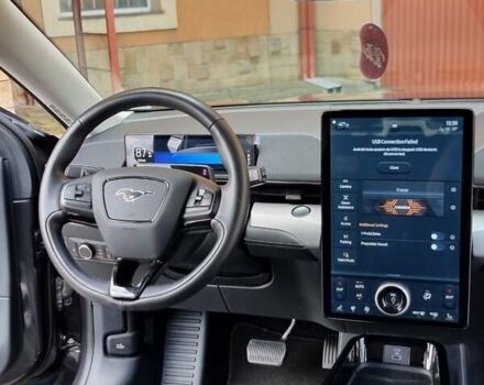 Черный Форд Mustang Mach-E, объемом двигателя 0 л и пробегом 30 тыс. км за 29900 $, фото 27 на Automoto.ua