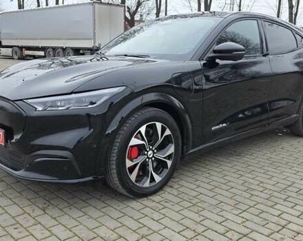 Чорний Форд Mustang Mach-E, об'ємом двигуна 0 л та пробігом 110 тис. км за 27500 $, фото 1 на Automoto.ua