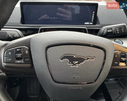 Черный Форд Mustang Mach-E, объемом двигателя 0 л и пробегом 44 тыс. км за 26500 $, фото 16 на Automoto.ua
