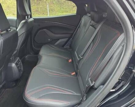 Чорний Форд Mustang Mach-E, об'ємом двигуна 0 л та пробігом 110 тис. км за 27500 $, фото 64 на Automoto.ua