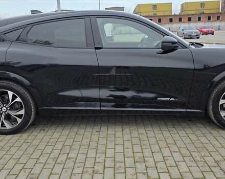 Чорний Форд Mustang Mach-E, об'ємом двигуна 0 л та пробігом 110 тис. км за 27500 $, фото 12 на Automoto.ua