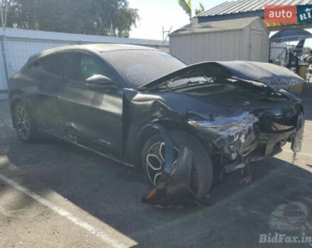 Черный Форд Mustang Mach-E, объемом двигателя 0 л и пробегом 33 тыс. км за 16000 $, фото 3 на Automoto.ua
