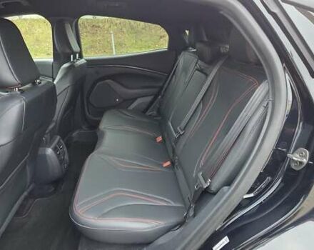 Чорний Форд Mustang Mach-E, об'ємом двигуна 0 л та пробігом 110 тис. км за 27500 $, фото 67 на Automoto.ua