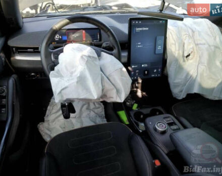 Черный Форд Mustang Mach-E, объемом двигателя 0 л и пробегом 33 тыс. км за 16000 $, фото 7 на Automoto.ua