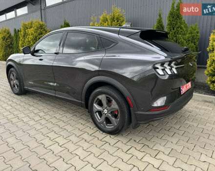 Чорний Форд Mustang Mach-E, об'ємом двигуна 0 л та пробігом 57 тис. км за 21500 $, фото 3 на Automoto.ua