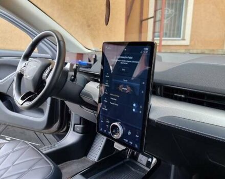 Черный Форд Mustang Mach-E, объемом двигателя 0 л и пробегом 30 тыс. км за 29900 $, фото 25 на Automoto.ua