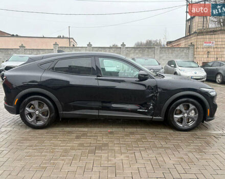 Черный Форд Mustang Mach-E, объемом двигателя 0 л и пробегом 130 тыс. км за 19300 $, фото 3 на Automoto.ua
