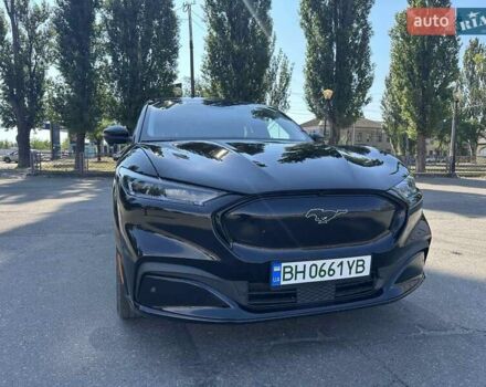Черный Форд Mustang Mach-E, объемом двигателя 0 л и пробегом 21 тыс. км за 29800 $, фото 2 на Automoto.ua