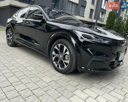 Черный Форд Mustang Mach-E, объемом двигателя 0 л и пробегом 17 тыс. км за 29999 $, фото 5 на Automoto.ua
